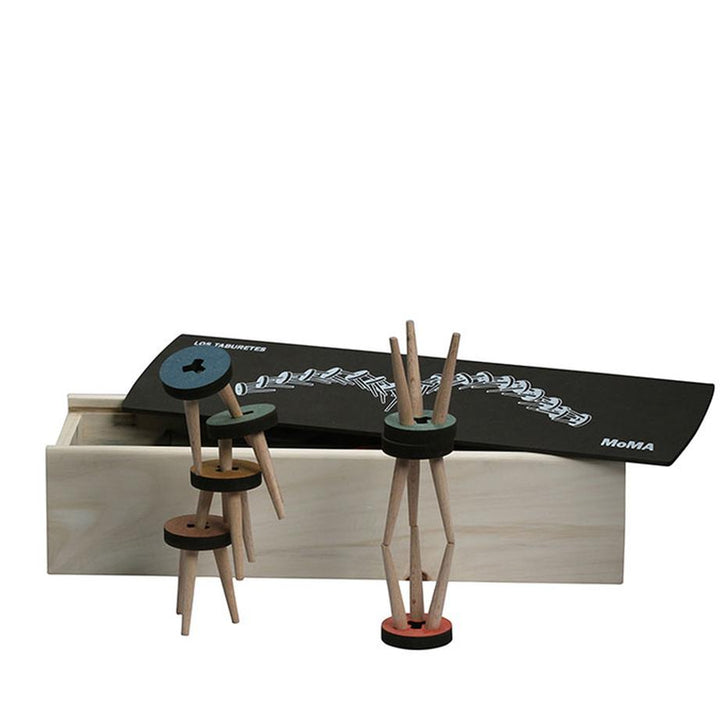Los Taburetes Stacking Game