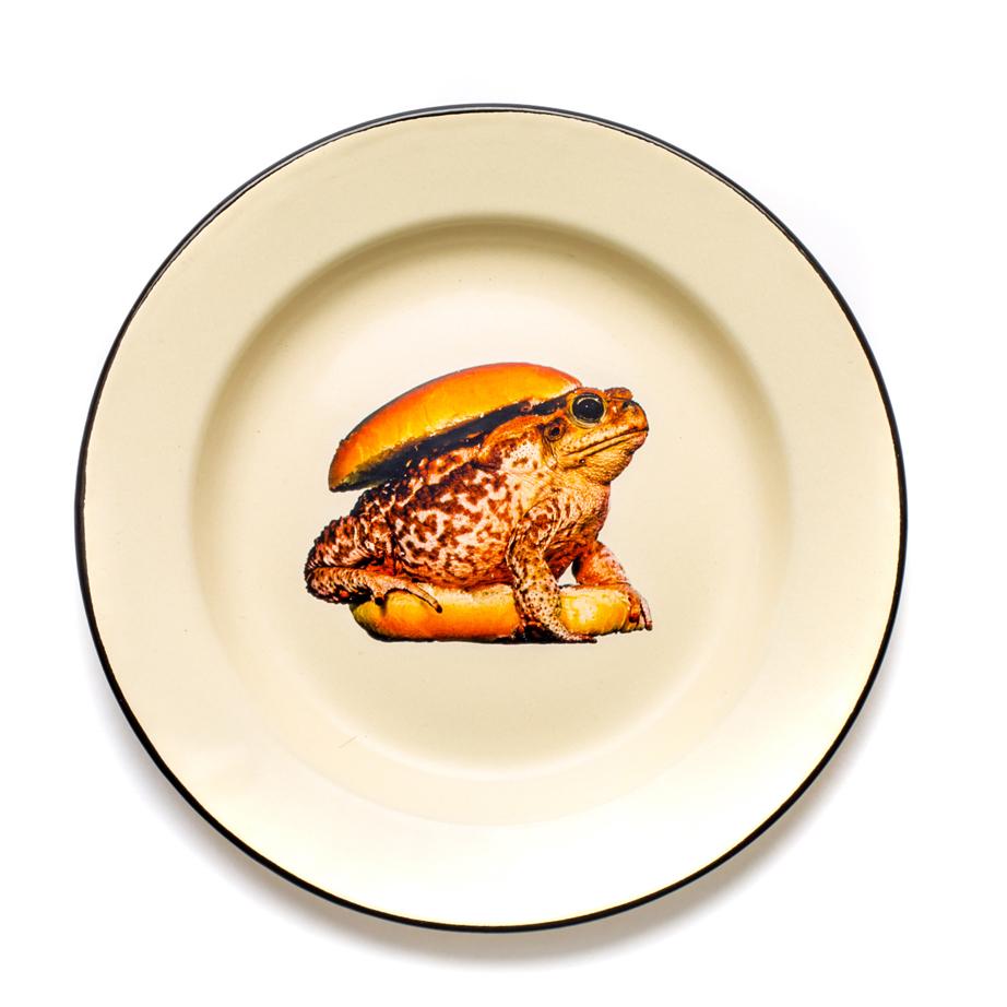 Seletti wears TOILETPAPER Enamel Plates