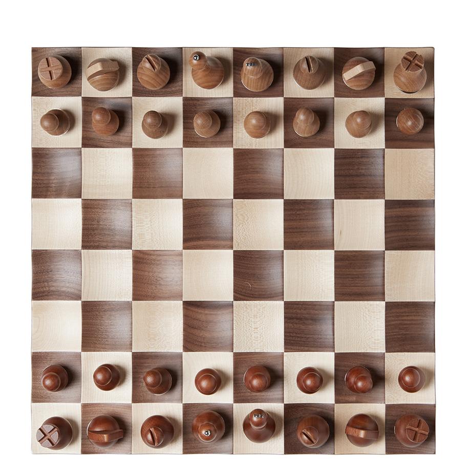 Wobble Chess Set