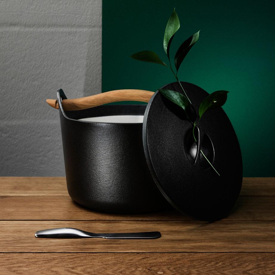Sarpaneva Cast Iron Pot