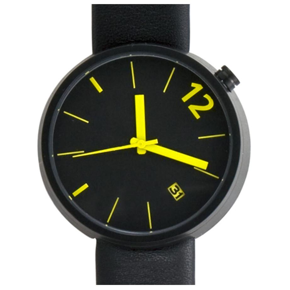 Projects Watches Towards black with yellow hands